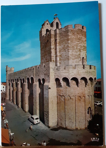 Les Saintes Maries de la Mer - église fortifiée 139617 Vierge