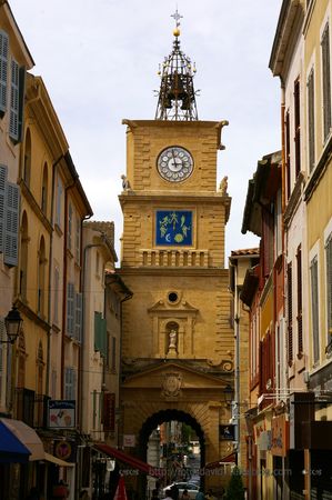 tour_de_l_horloge___salon_de_provence