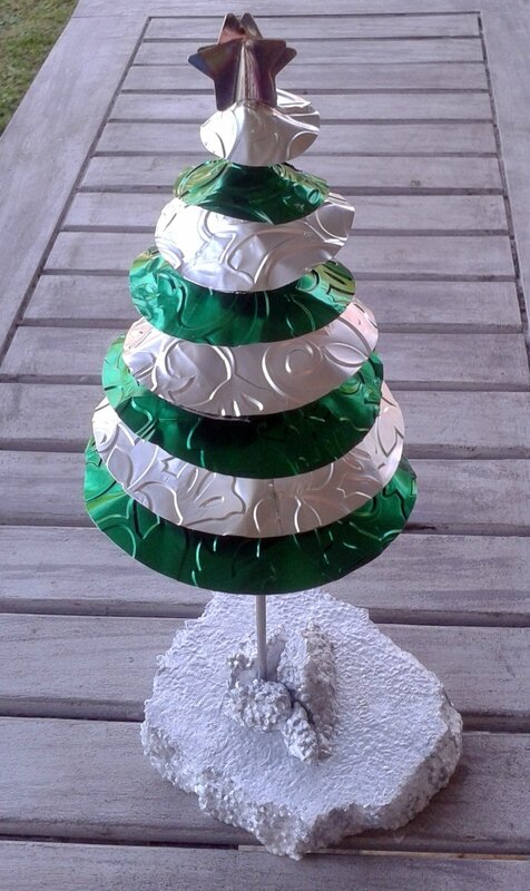 139_Noël et nouvel an_Sapin métal (28)