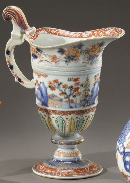 hanap_en_porcelaine_decoree_en_bleu_1354271291991175