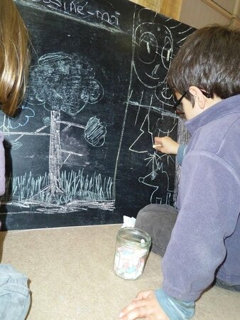 enfants dessins tableau noir 010512