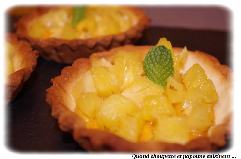 tartelettes à la crème d'abricot et à l'ananas frais-9045
