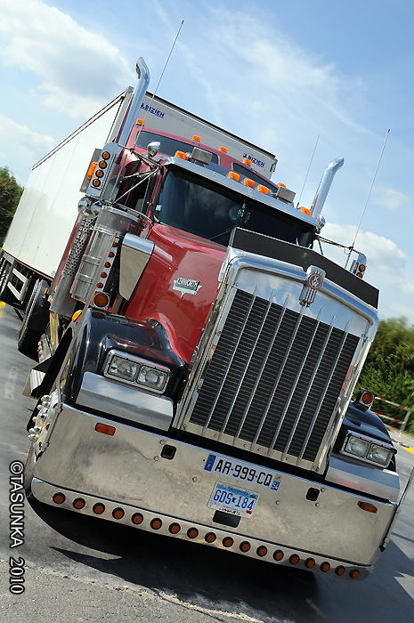 Kenworth_CopyrightTasunka2010