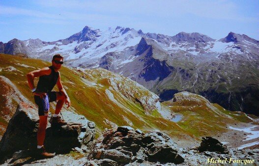 1061) Rando pédestre face au Mont Pourri (Savoie)