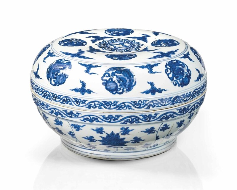 Grande boîte couverte en porcelaine bleu blanc, Chine, dynastie Ming, XVIème-XVIIème siècle