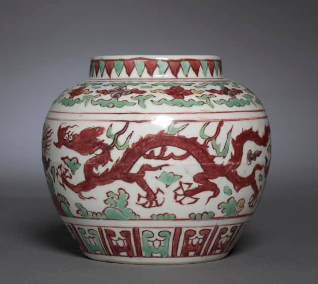 Jar with Dragons Pursuing Flaming Jewels, Ming dynasty (1368-1644), Jiajing mark and reign (1522-66)