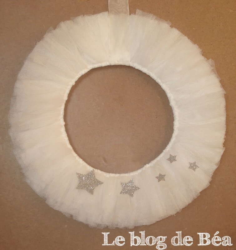 DIY : couronne de Noël en tulle