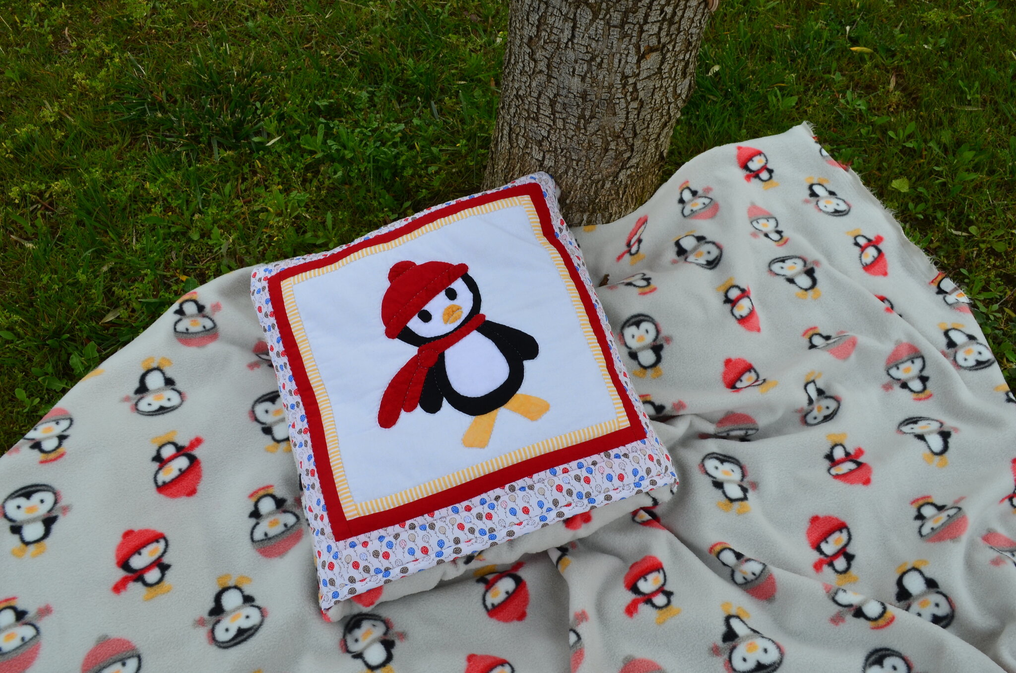 couverture_coussin_pingouin_couture_patchwork_Lachouette_bricole