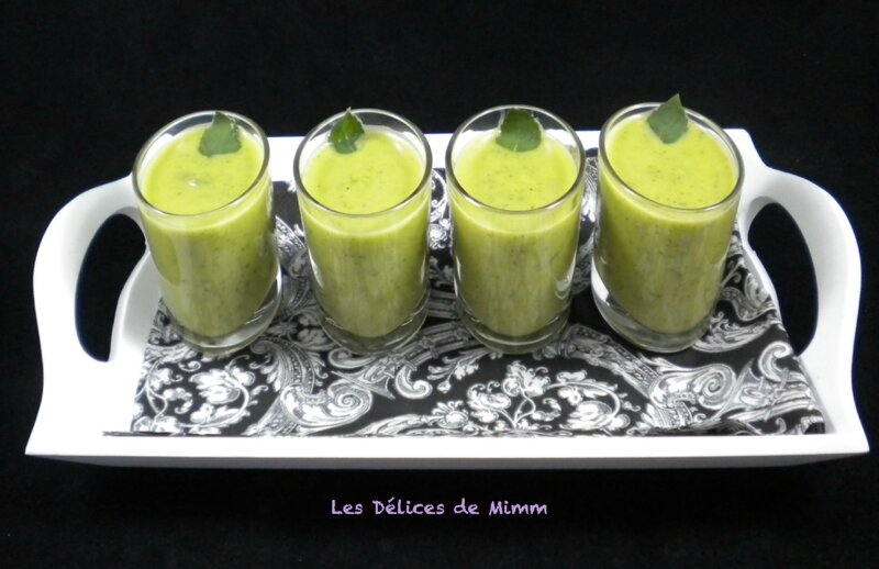 Velouté courgette-menthe en petites verrines