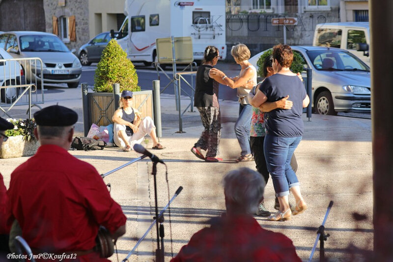 Photos JMP©Koufra 12 - Le Caylar - Los Musicaires del Castèl - 14072019 - 0317