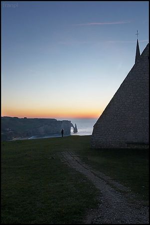 02-Nuit-sur-Etretat