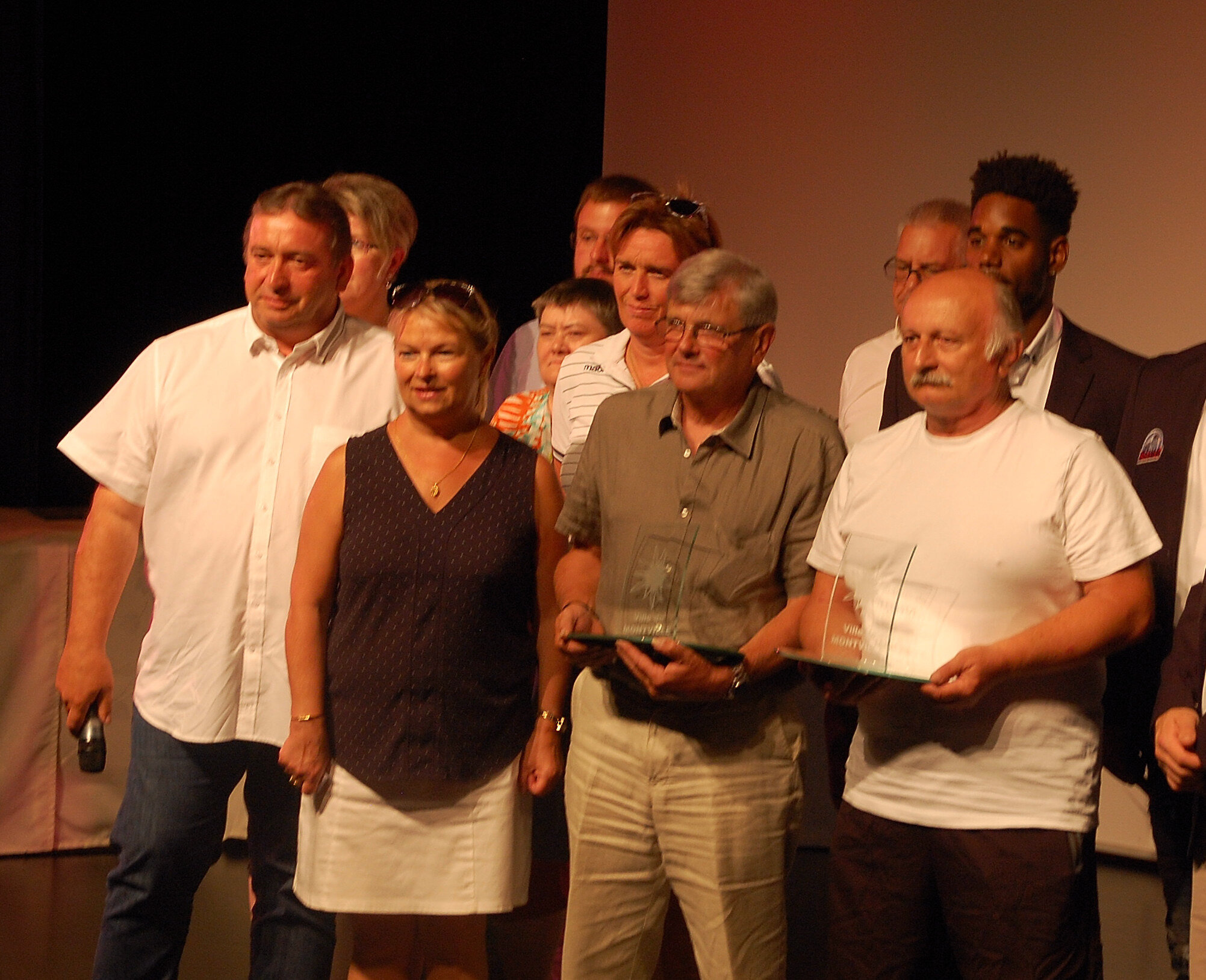 Space d'or  (4)