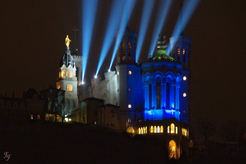 a2010_12_10_lyon_FL_basilique_ND_de_Fourviere