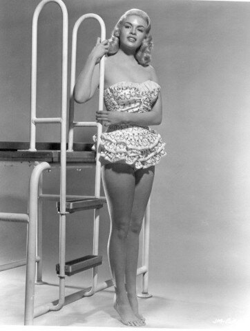 jayne-portrait_columbia-1953-studio-1-1