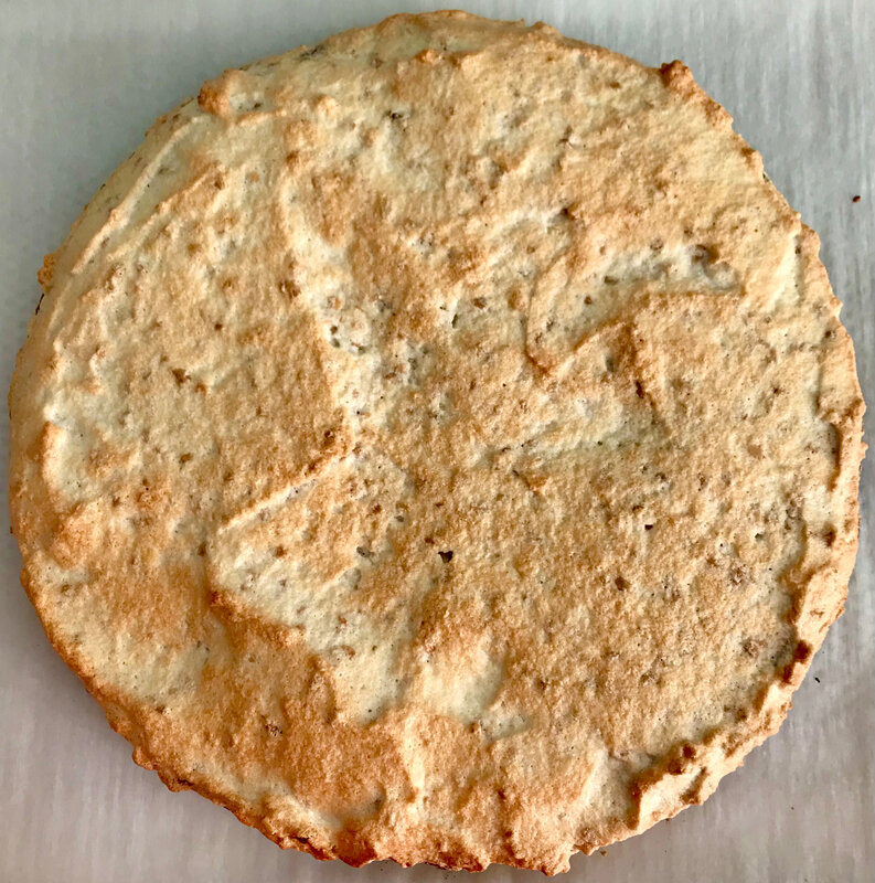 tarte à la rhubarbe macaronnée