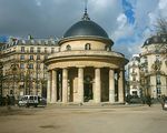 Parc_Monceau_-_La_Rotonde_02-03-06