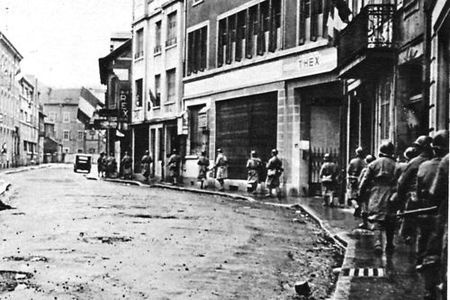 Photo 1 Belfort Libération Rue Capucins