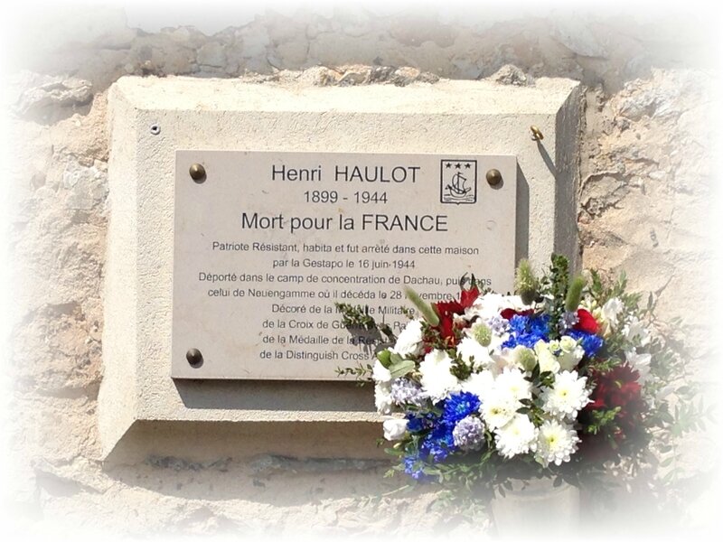 Plaque commémorative - seine-Port (77) - (c) C. MENOT