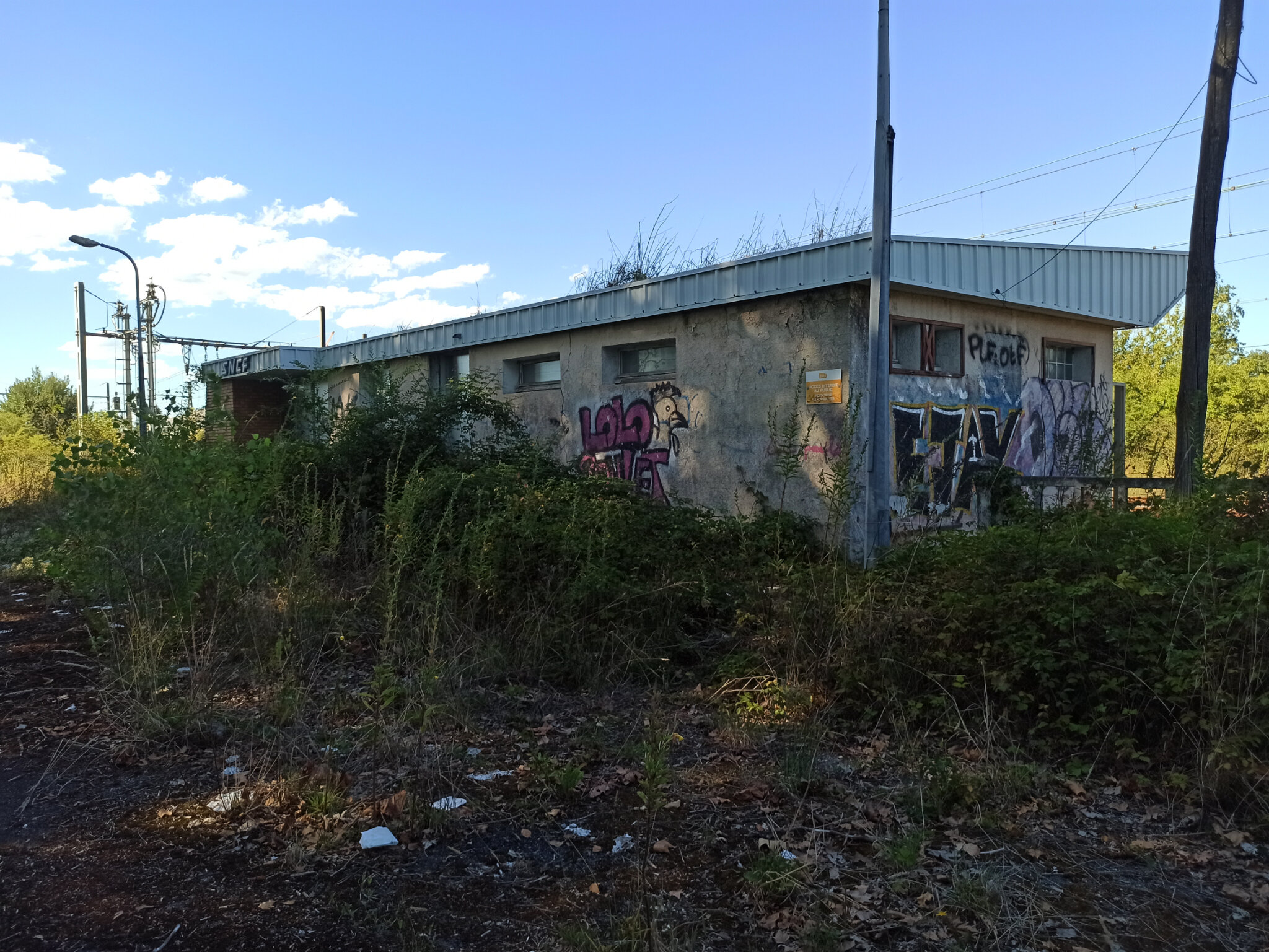 Lescar (Pyrénées-Atlantiques - 64) BV côté cour