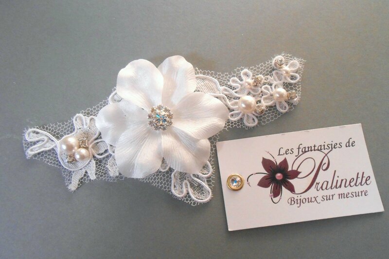 bijoux-mariage-dentelle-peirnge-mariee-strass