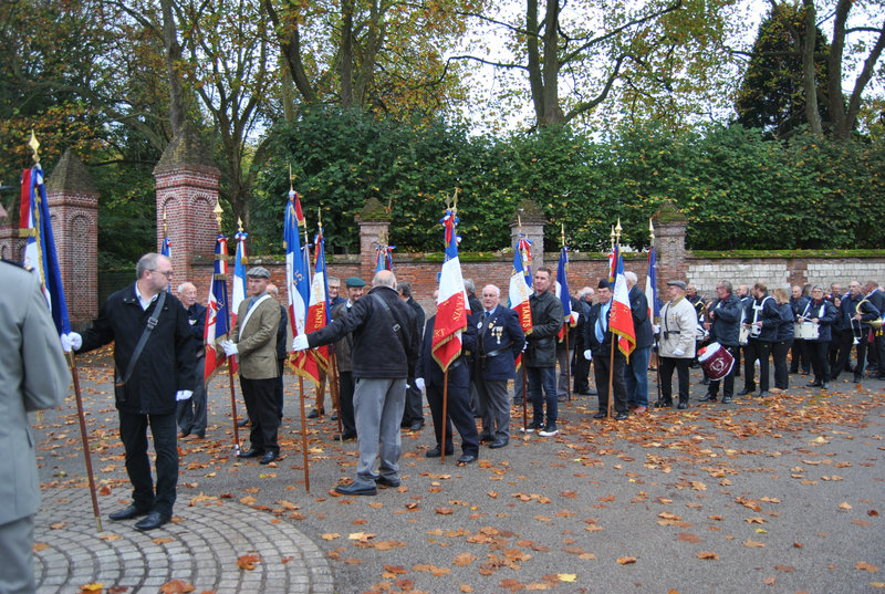 BAROMESNIL MONUMENT 136