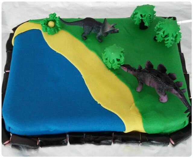 Gâteau dinosaures ©Kid Friendly