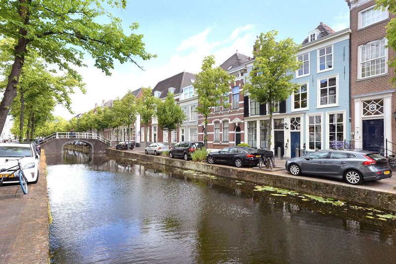 A 17thcentury canal home in The Netherlands trop joli0 (10)
