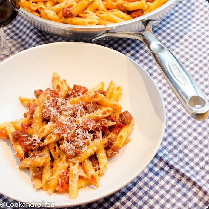 Penne-tomate-saucisse-vin-54-2