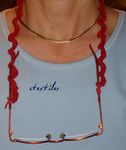 collier_rouge_lunettes_2