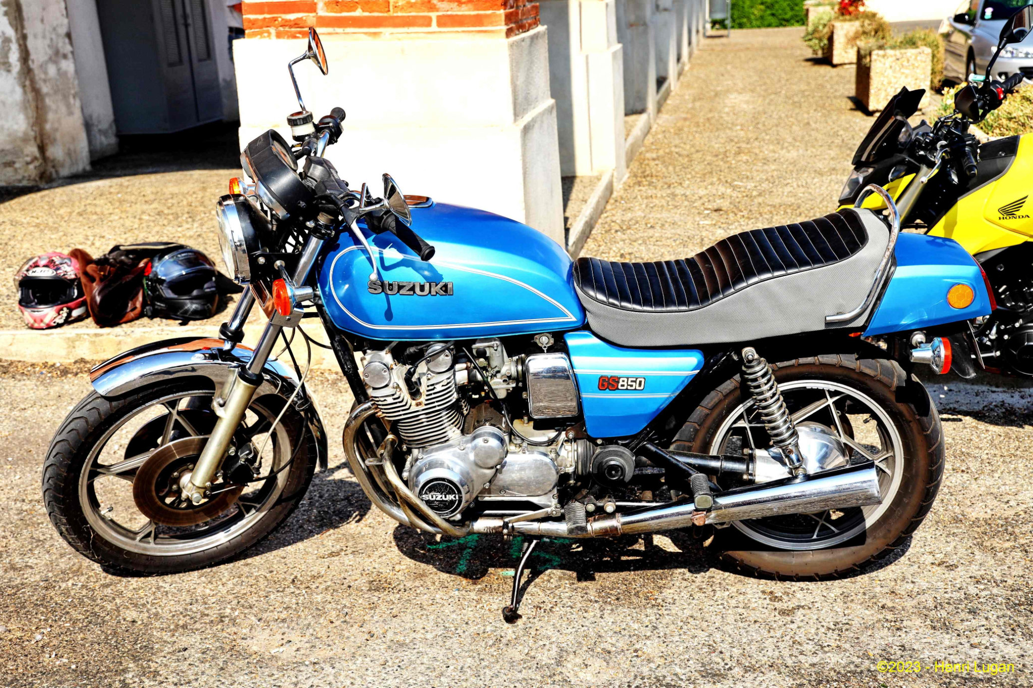 Suzuki GS 850_01 - 1980 [Jap] HL_GF