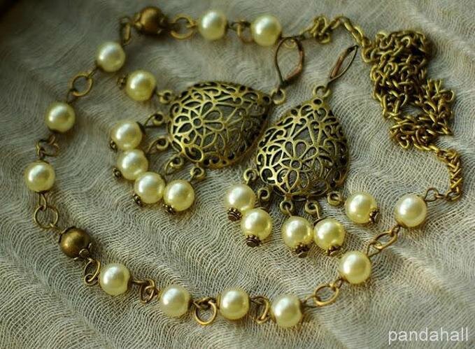 Vintage-Inspired-Necklaces-by-Customers-5