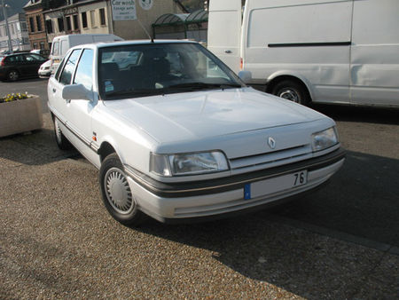 Renault21ph25pav1