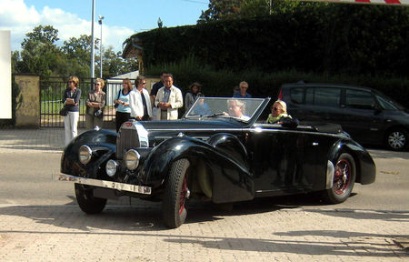 Bugatti_T57C_Stelvio_Gangloff_de_1938__Festival_Centenaire_Bugatti__01