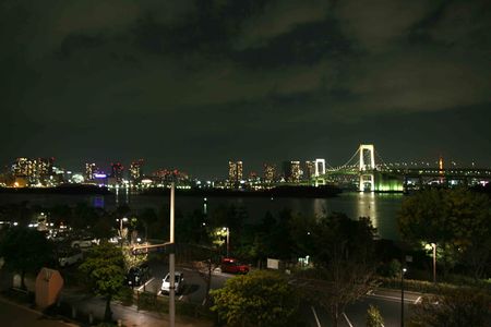 Tokyo_by_night