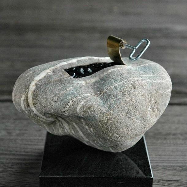 99740_tin-stone-sculpture-by-hirotoshi-itoh-610x610
