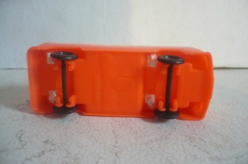 JB 00323