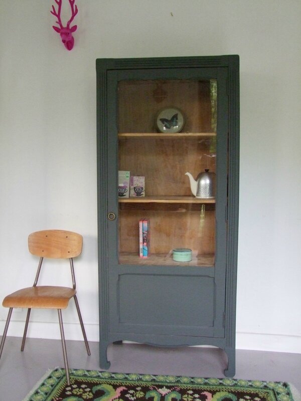 Armoire parisienne