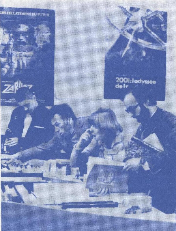 Foire aux livres 1977 Lionceau Oct p1 Visiteurs 1976