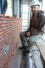 Jochem Kühnen en pleine action sur un chantier