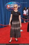 bridget_fonda_meet_the_robinsons_world_premiere_sbF9mL