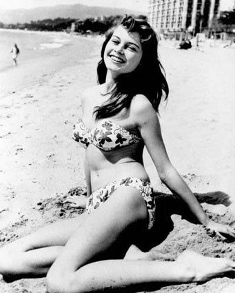 1953-05-festival_de_cannes-plage-052-1