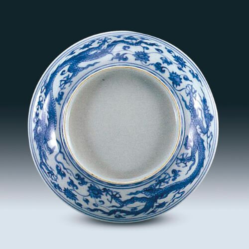 Blue and White ‘Dragon’ Dish, Early Ming Dynasty, Shanghai Museum