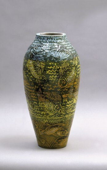 9864_llorens_artigas_large_vase_with_yellow_and_green_fish_1924_adagp_private_collection