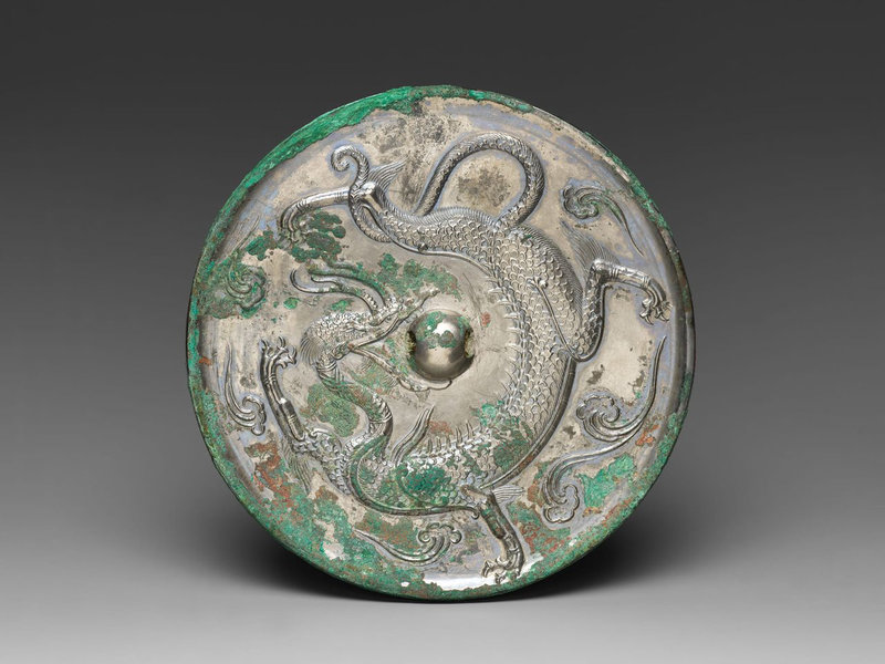 Mirror with dragon, Tang dynasty (618–907), 8th–9th century