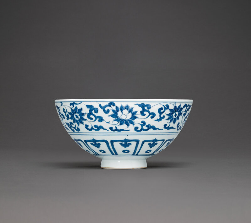 A rare blue and white dragon bowl, Yuan dynasty (1271-1368)