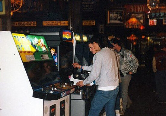 Retro-Video-Game-Arcade-7