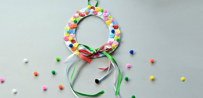 Easy Tutorials on Easter Egg Button Wreath(2)