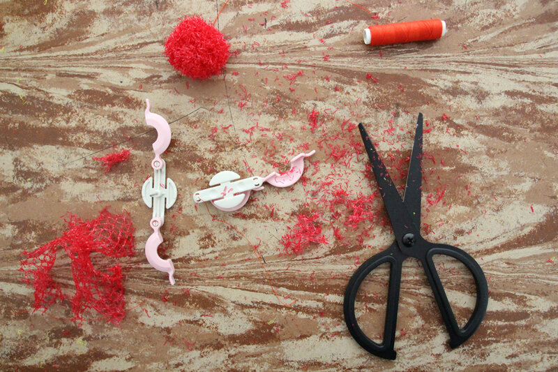 DIY_pompon