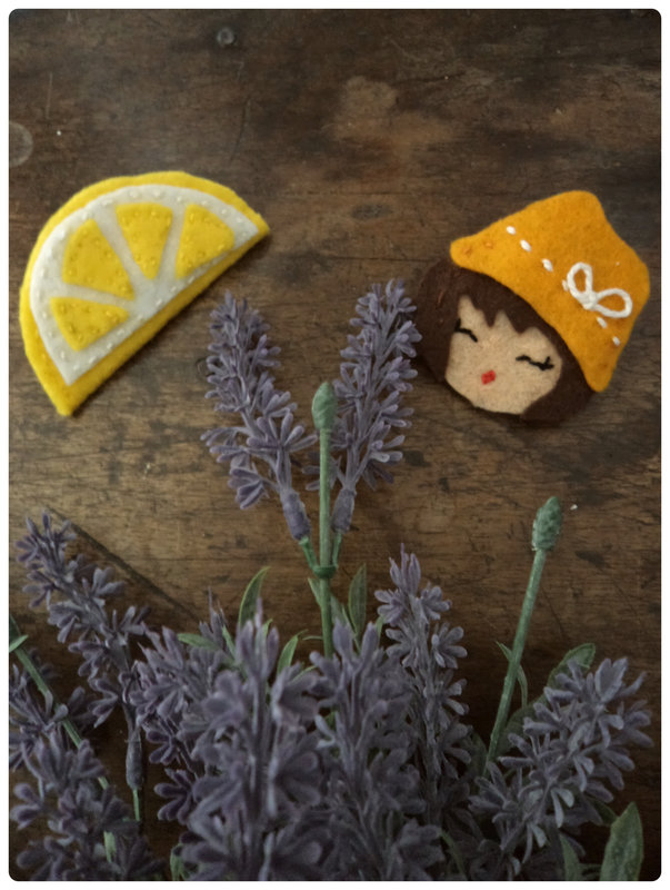 Broches en feutrine CamDreybricolent