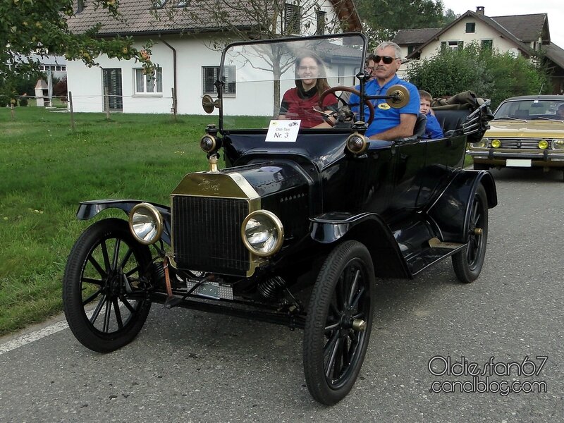 ford-t-touring-1915-01